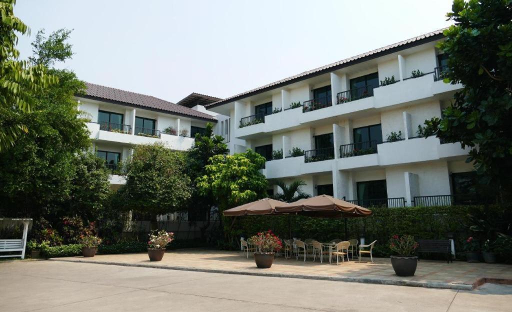 Baan Nan B&B Hotel Exterior foto